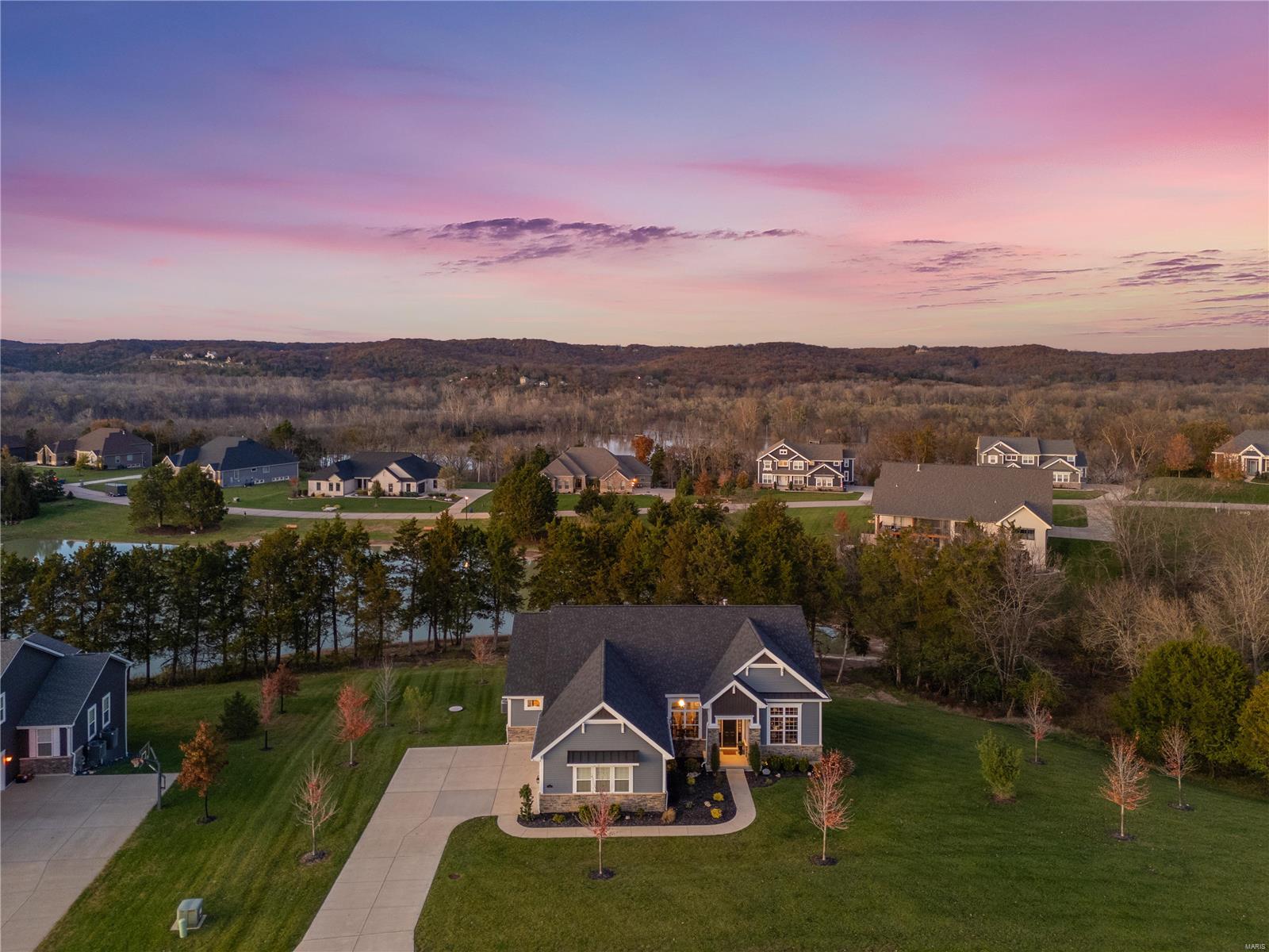 Eureka, Missouri 63025, United States, 3 Bedrooms Bedrooms, ,3 BathroomsBathrooms,Residential,Pending,25506