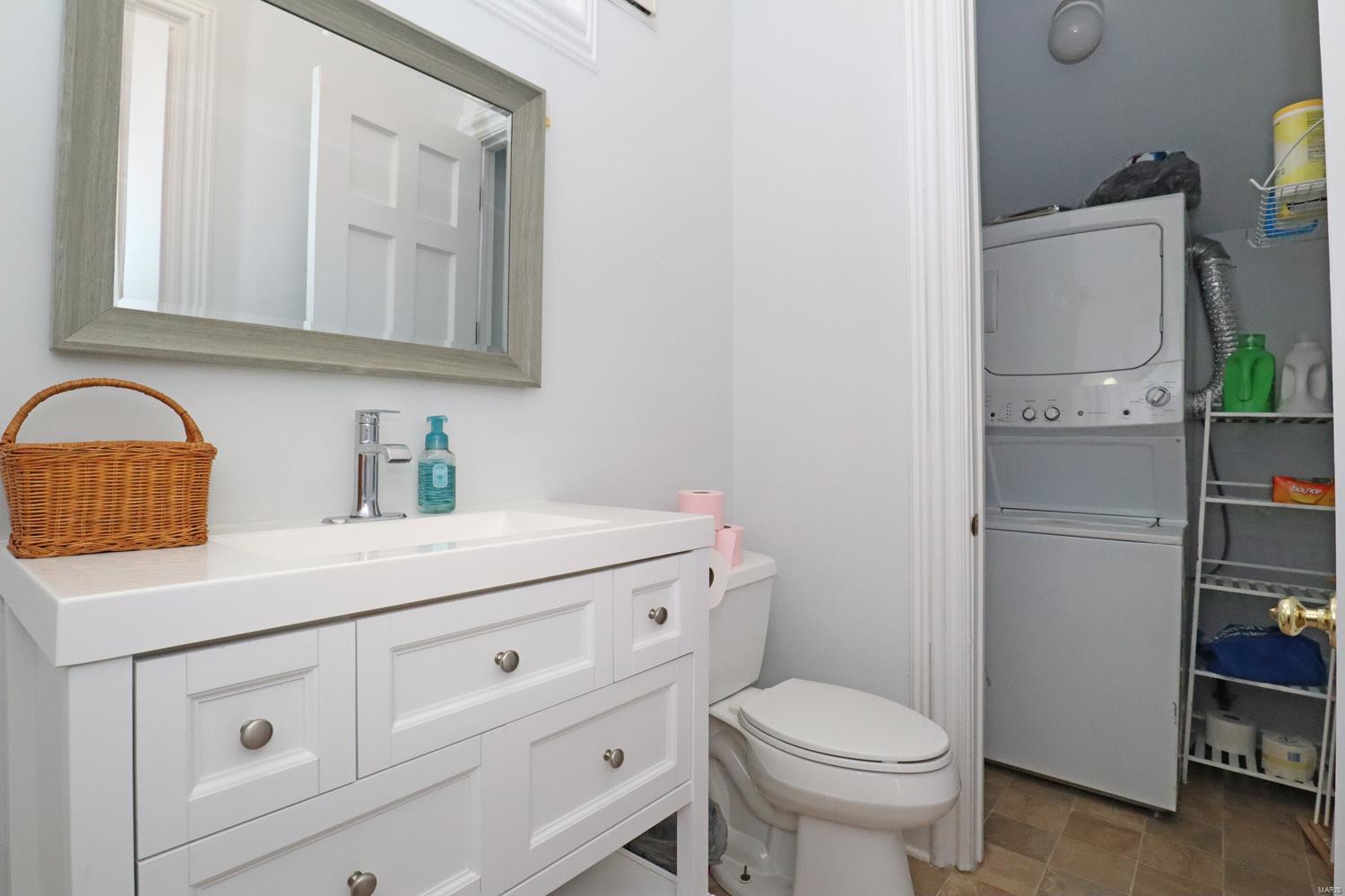 St Louis Commons Add - Residential Income