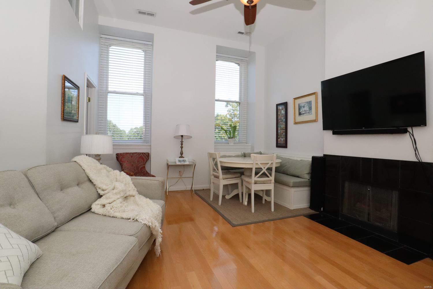 St Louis Commons Add - Residential Income