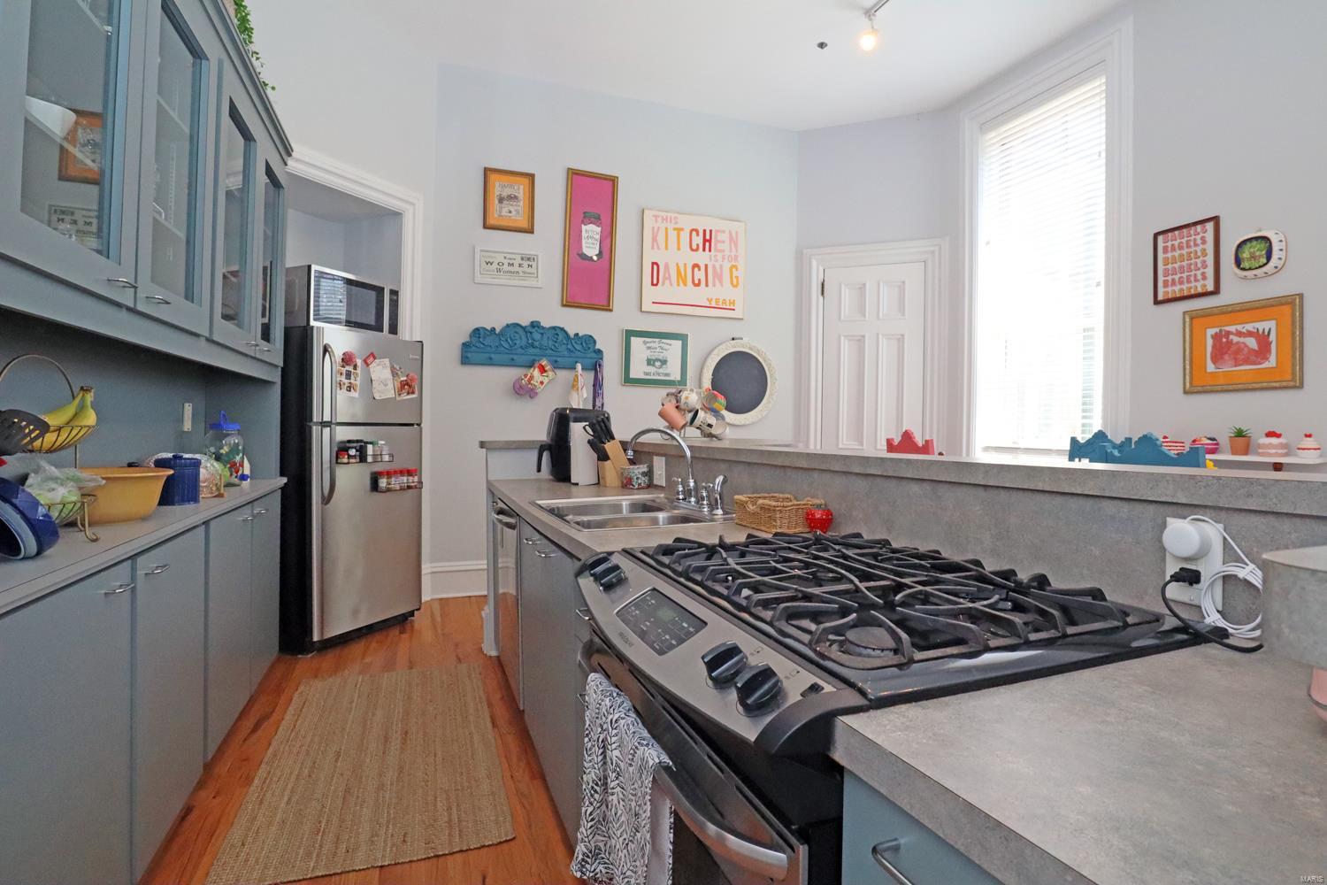 St Louis Commons Add - Residential Income