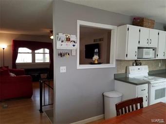Country Club Manor 02 - Residential