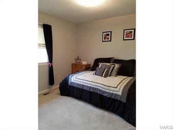 Country Club Manor 02 - Residential