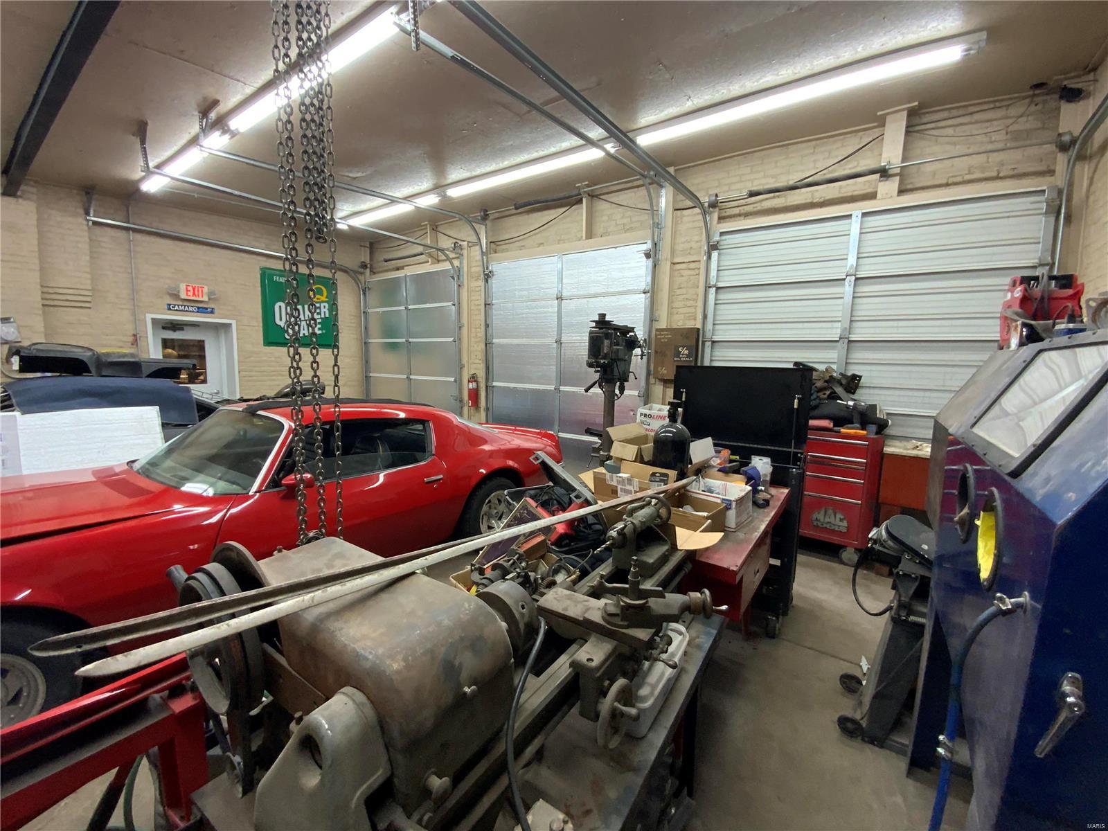 Labadie & Lynch Addn - Commercial Lease