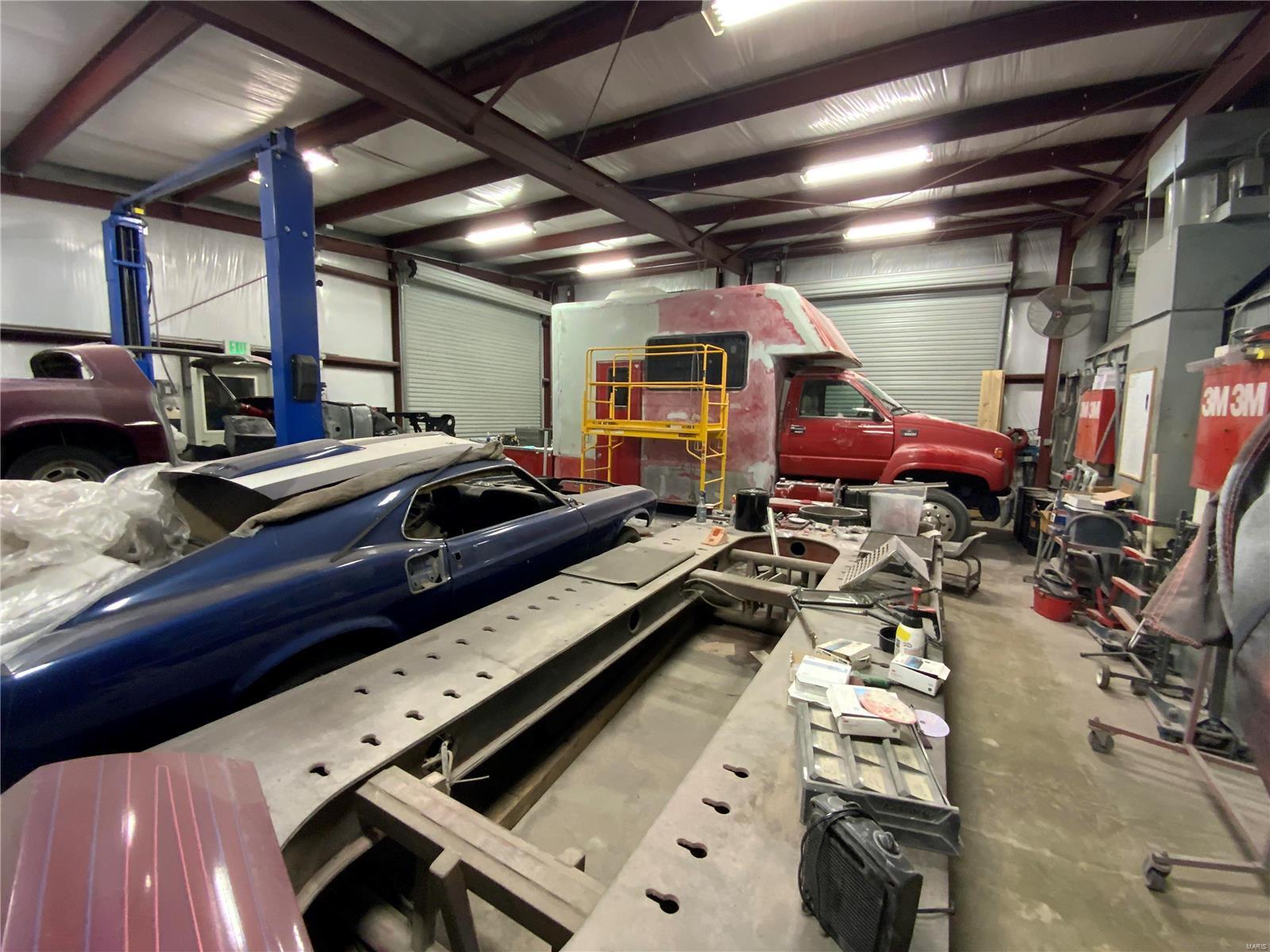 Labadie & Lynch Addn - Commercial Lease