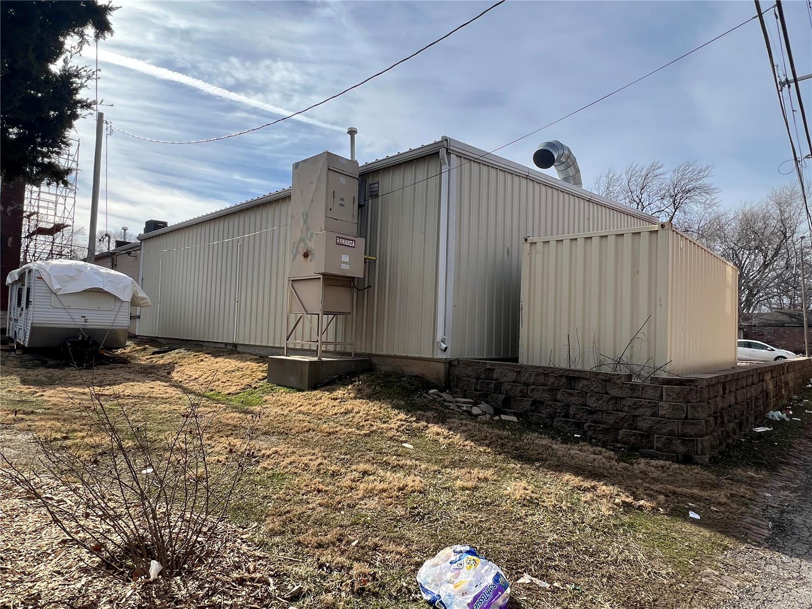 Labadie & Lynch Addn - Commercial Lease