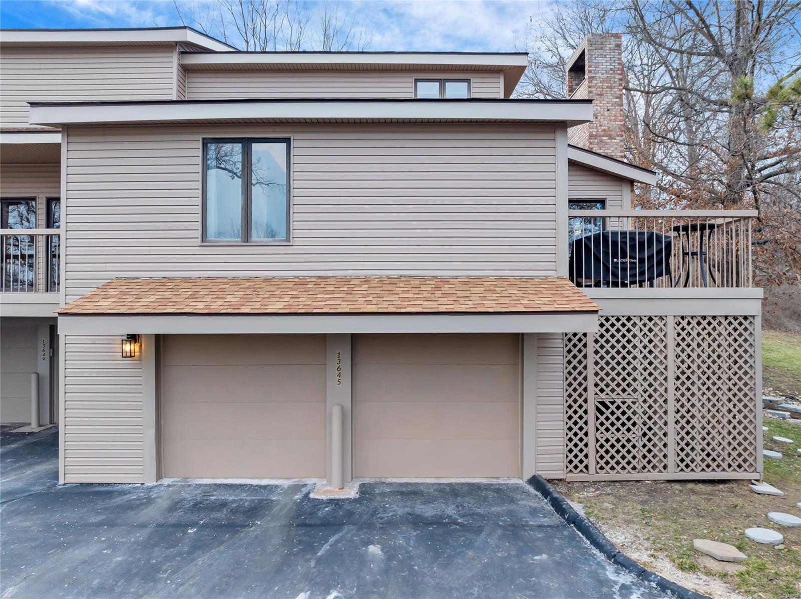 Unincorporated, Missouri 63131, United States, 3 Bedrooms Bedrooms, ,3 BathroomsBathrooms,Residential,Active,104724