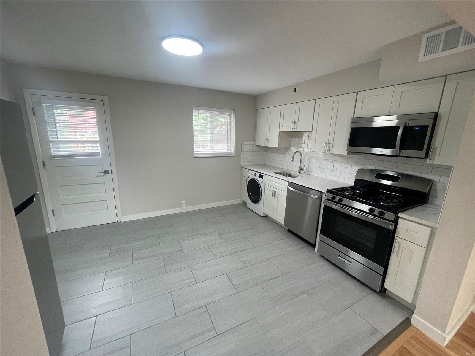 Hawthorne - Residential Income