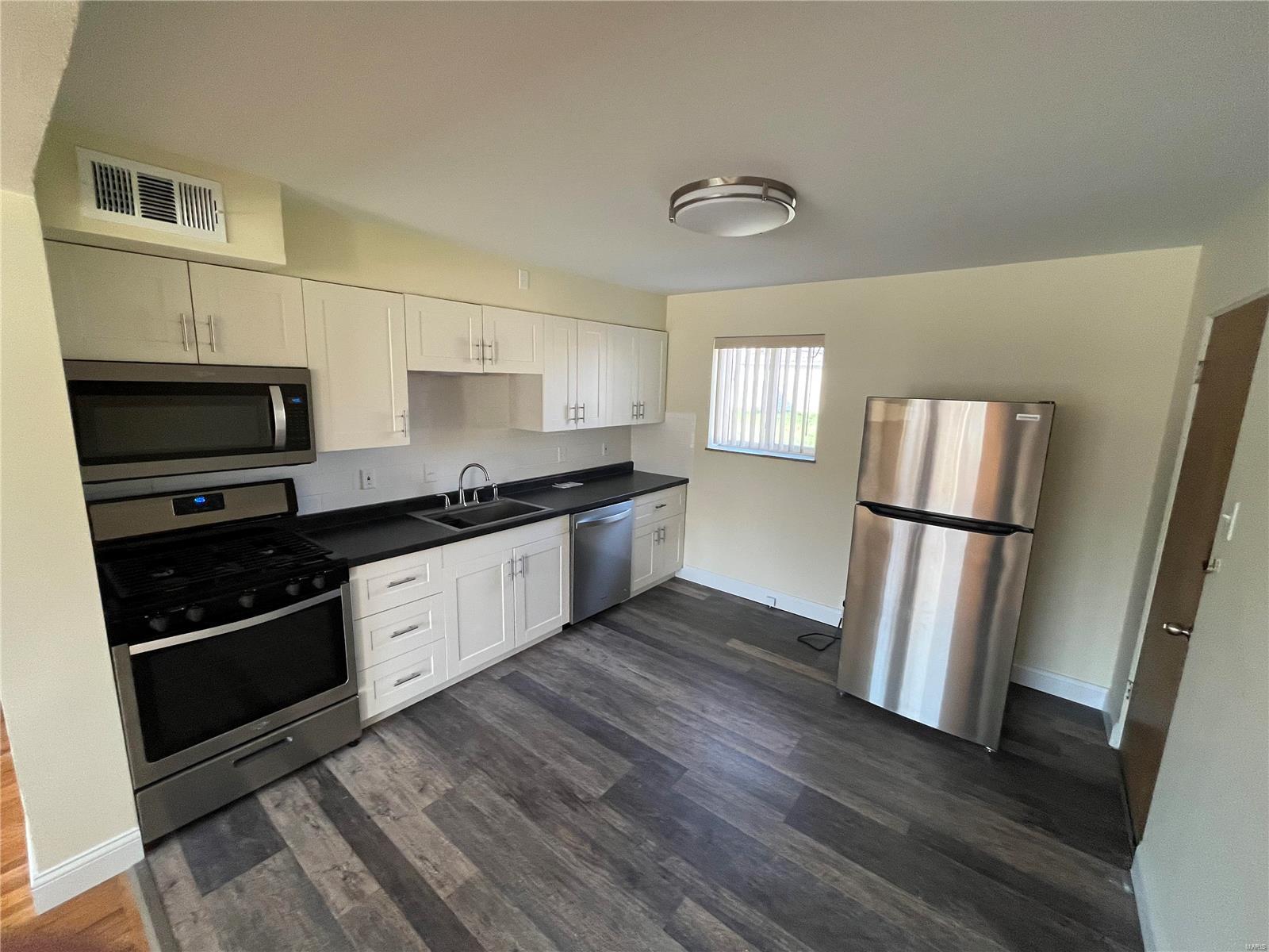 Hawthorne - Residential Income