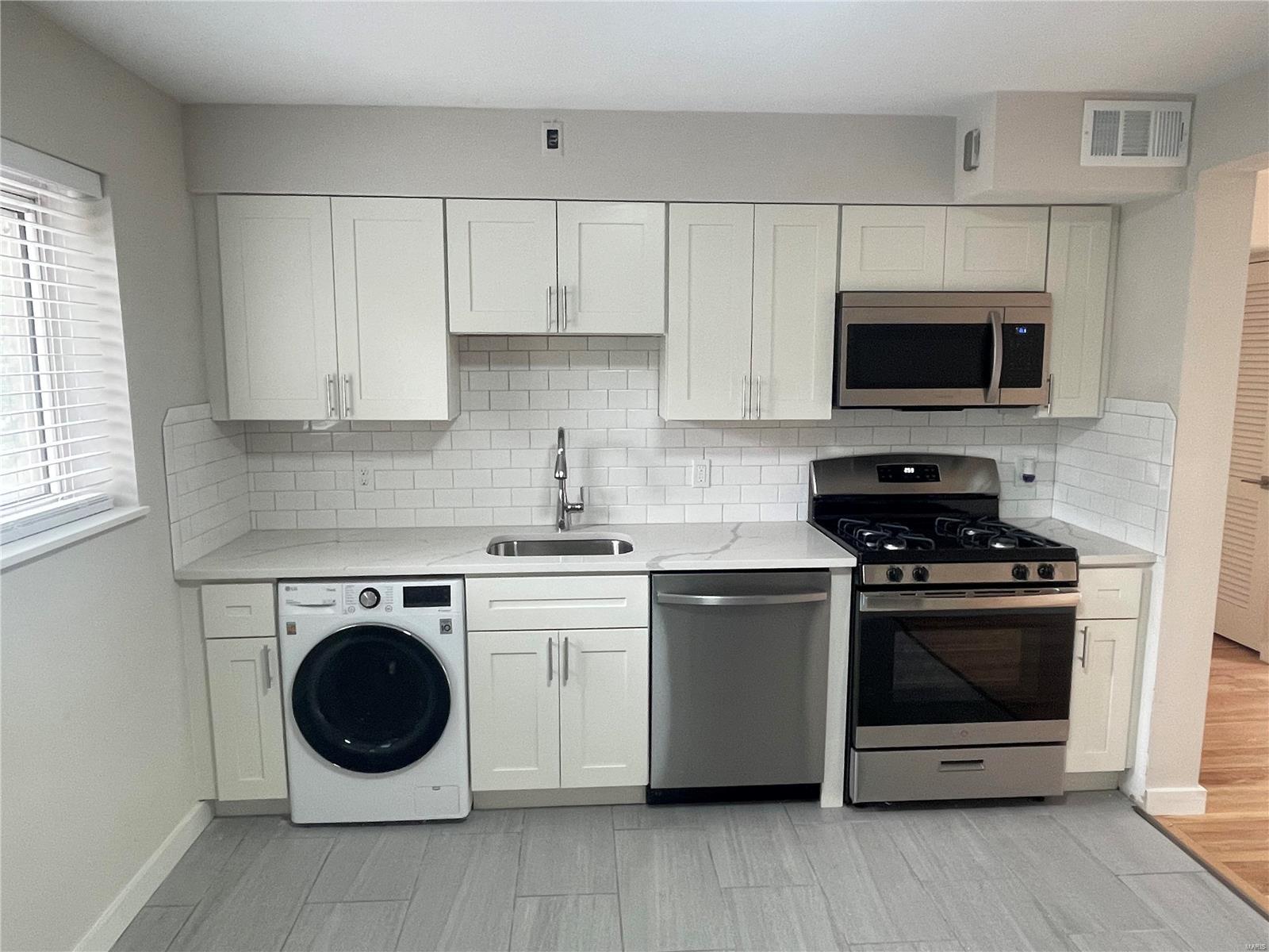 Hawthorne - Residential Income