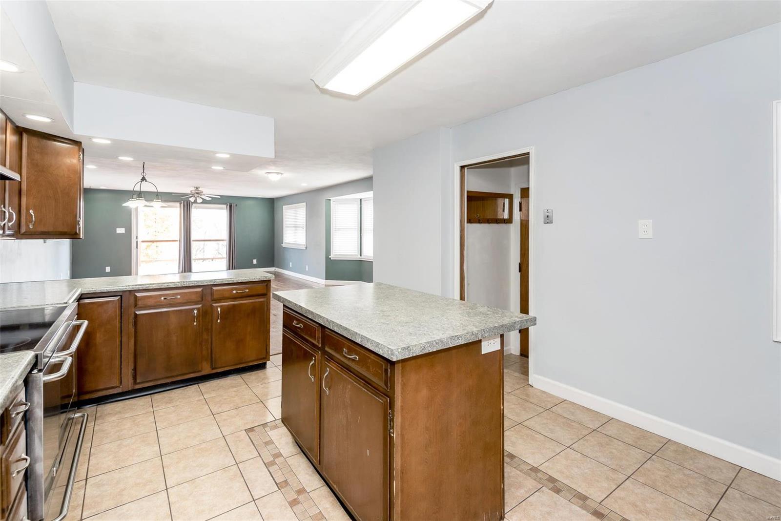 Marlborough Manor - Residential