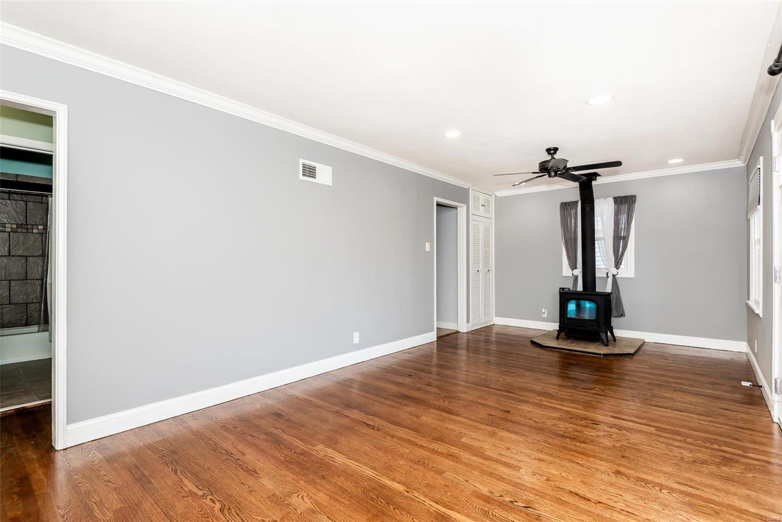 Marlborough Manor - Residential