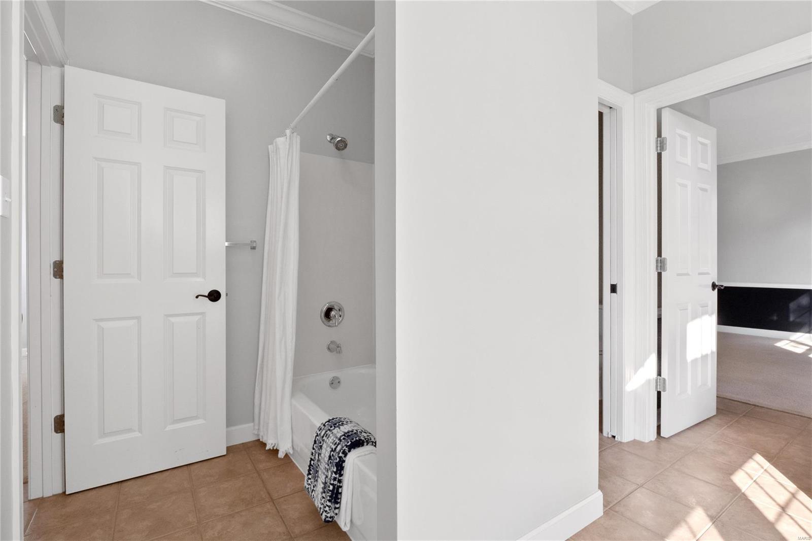 Country Lake Estates - Residential