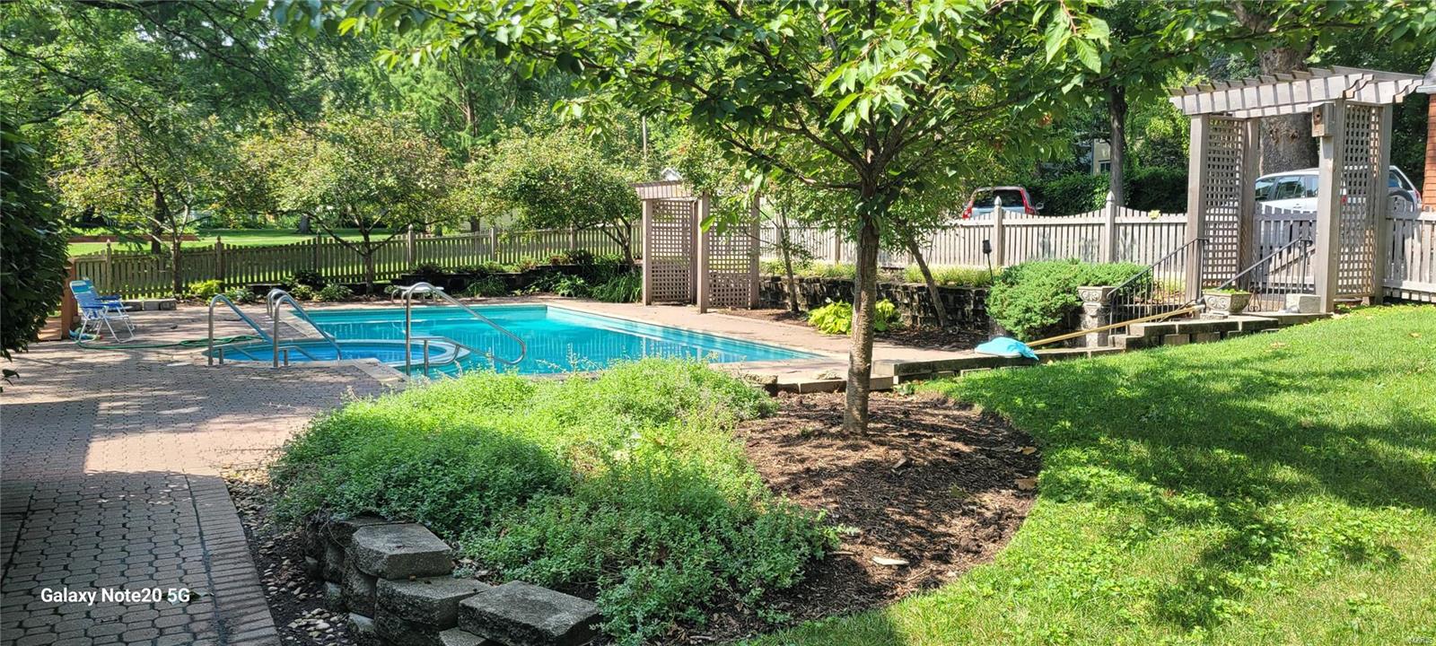 Alexander Russell - Residential