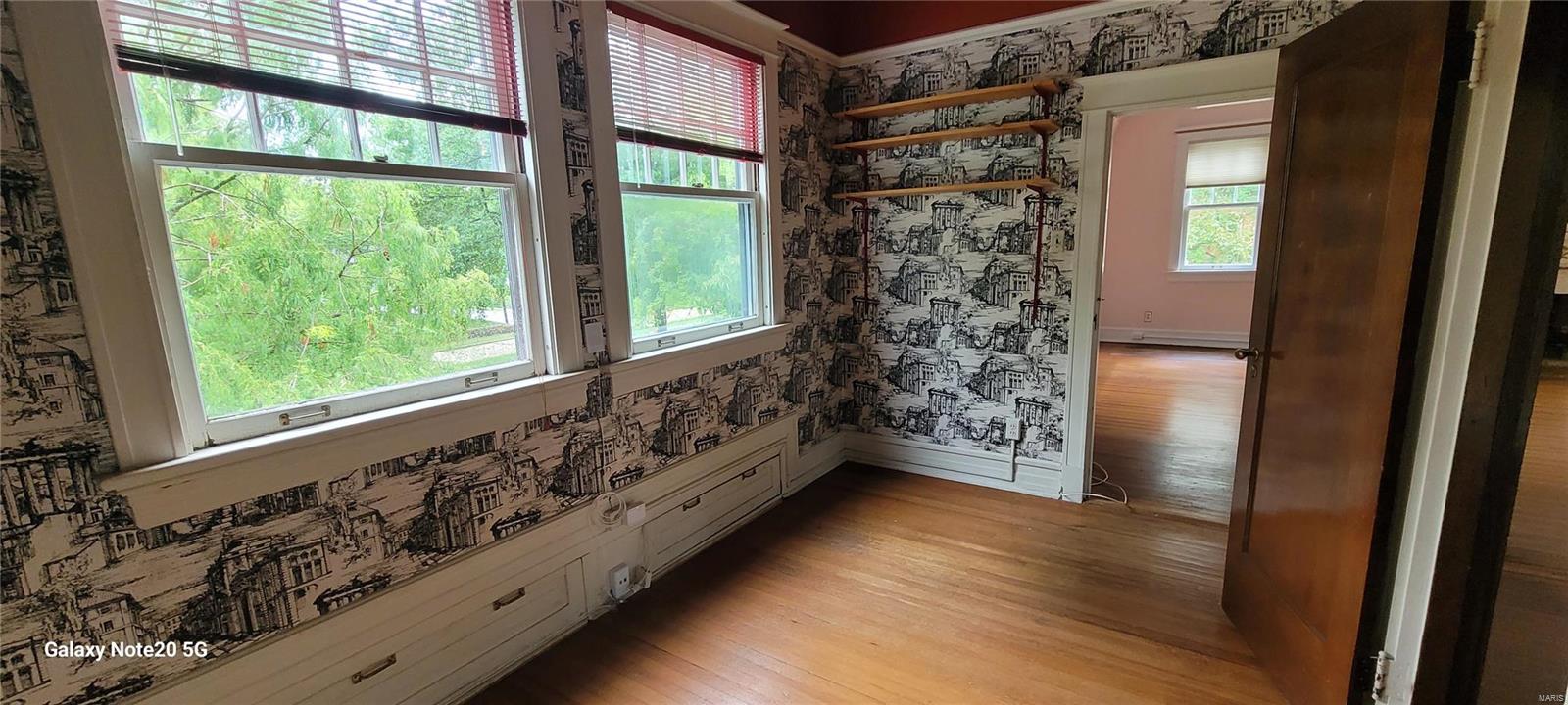 Alexander Russell - Residential