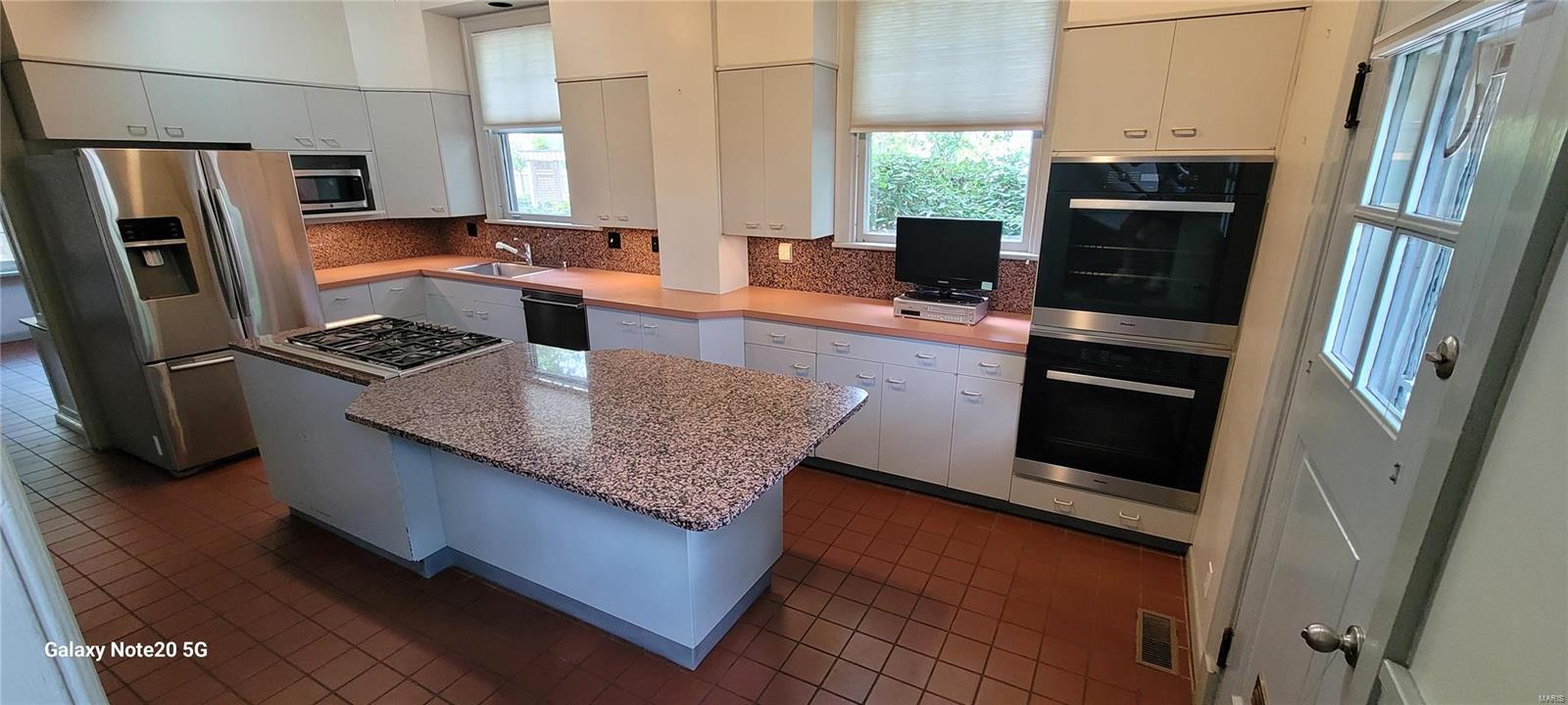 Alexander Russell - Residential