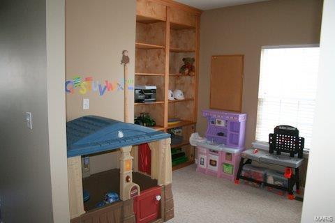 Vantage Pointe - Residential