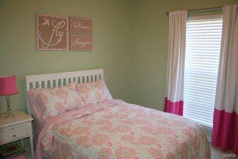 Vantage Pointe - Residential