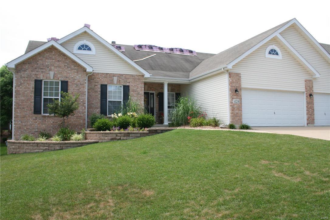 Vantage Pointe - Residential