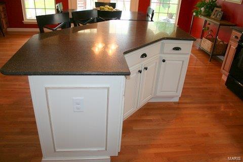 Vantage Pointe - Residential