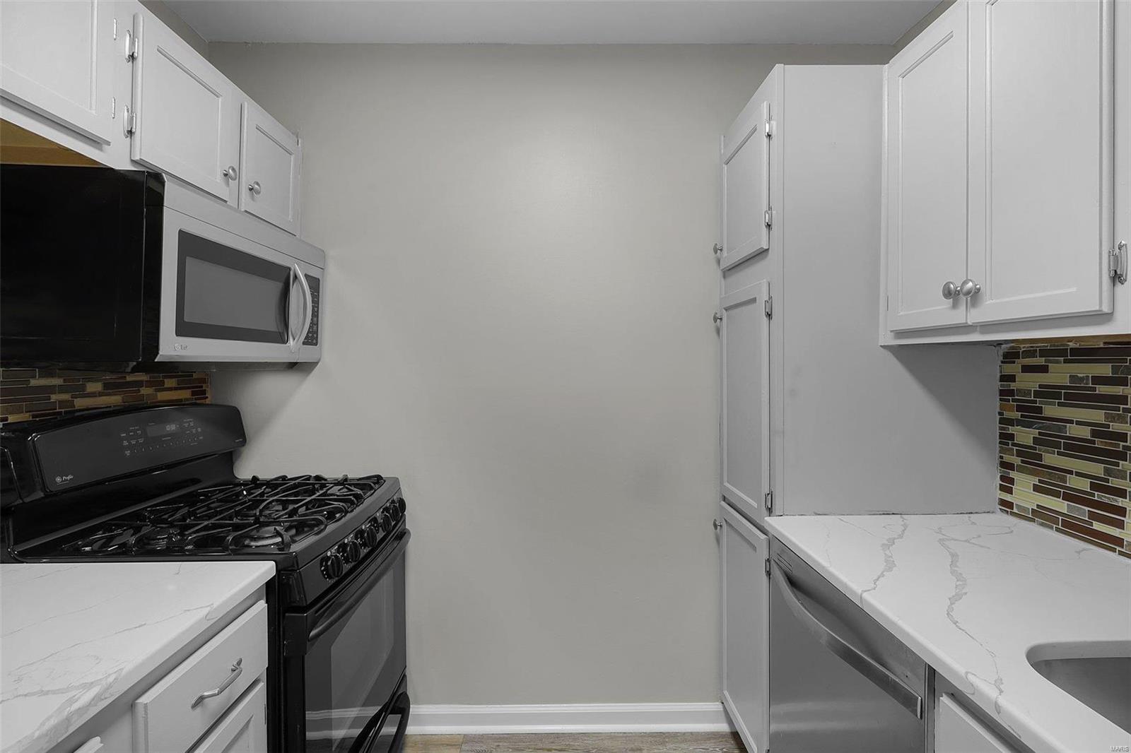 Burtonwood Manor Condo 1 - Residential