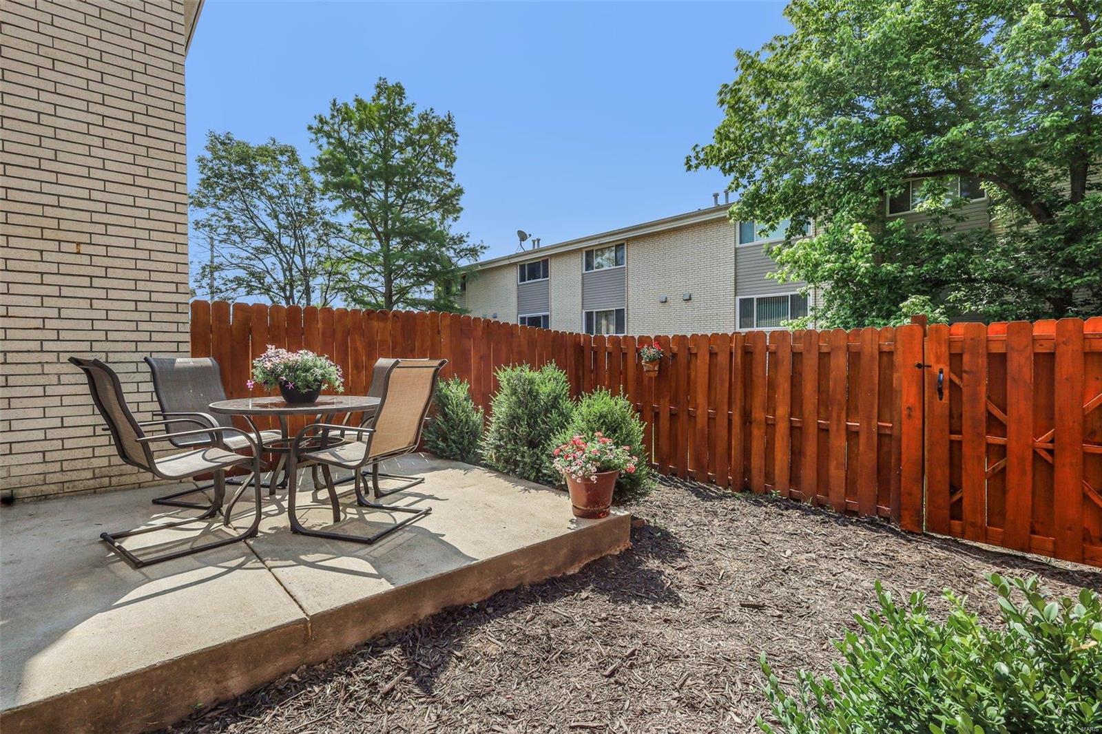Burtonwood Manor Condo 1 - Residential