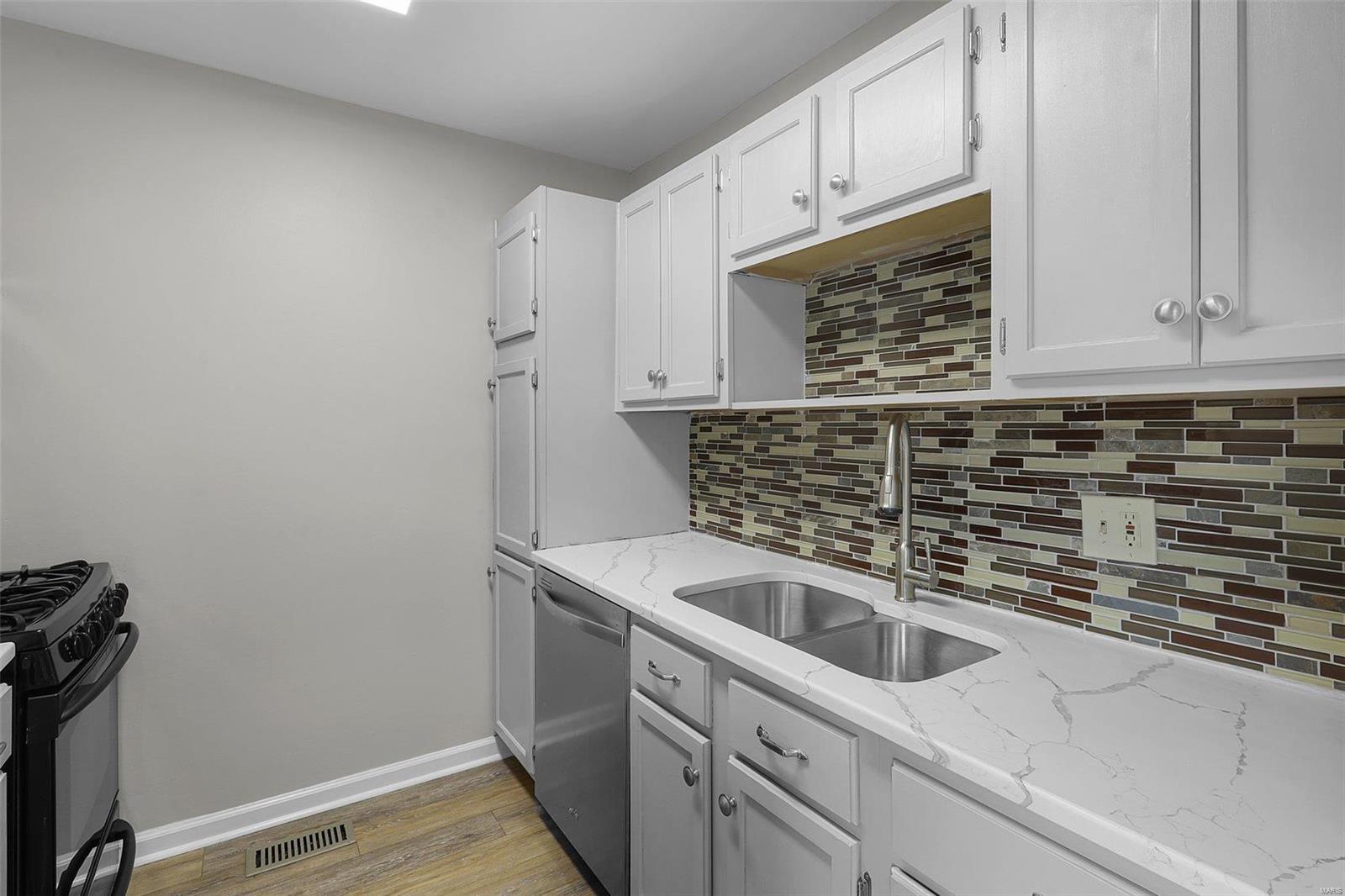 Burtonwood Manor Condo 1 - Residential