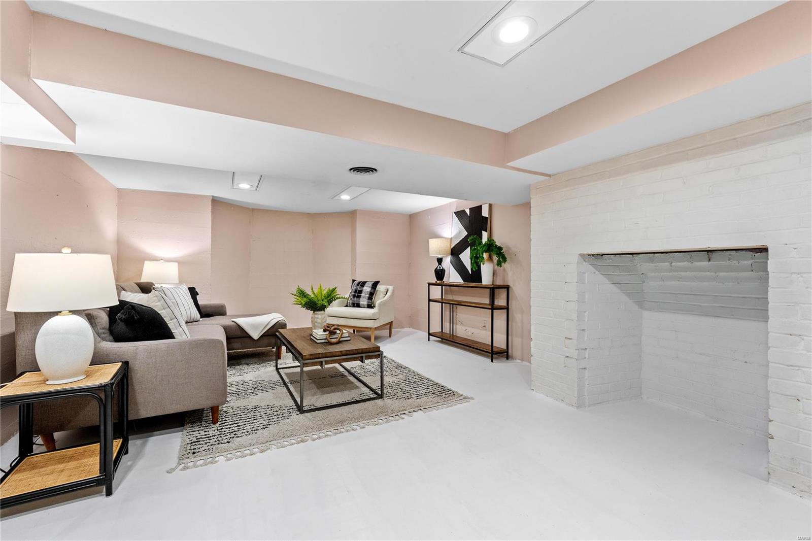 Woodlawn Terrace - Residential