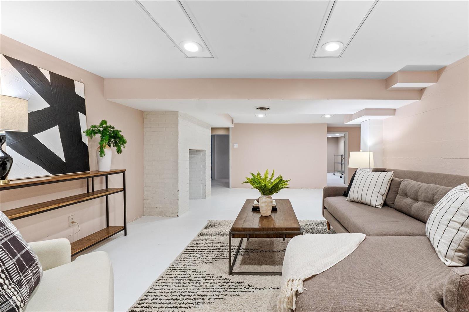 Woodlawn Terrace - Residential