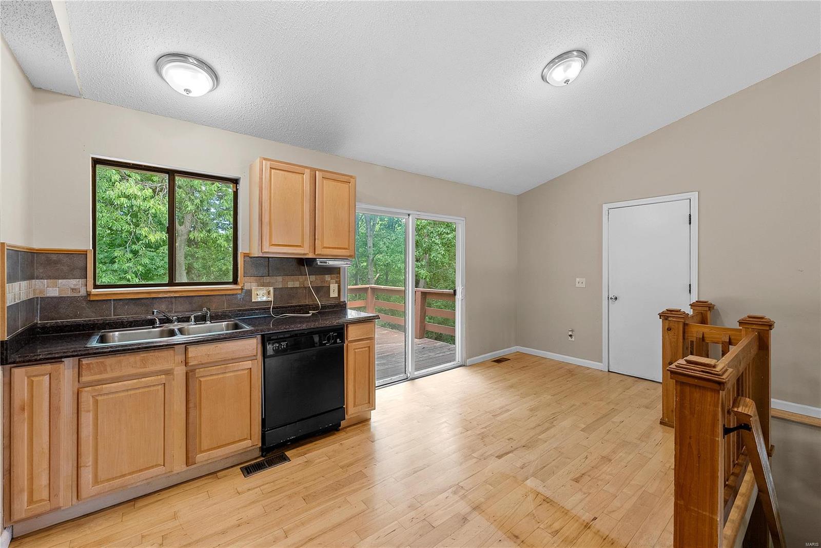 Lsl Patio Green - Residential