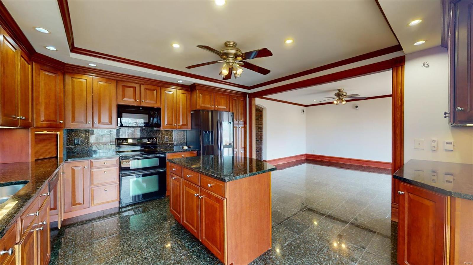 Oscar Buchanans/South Benton - Residential