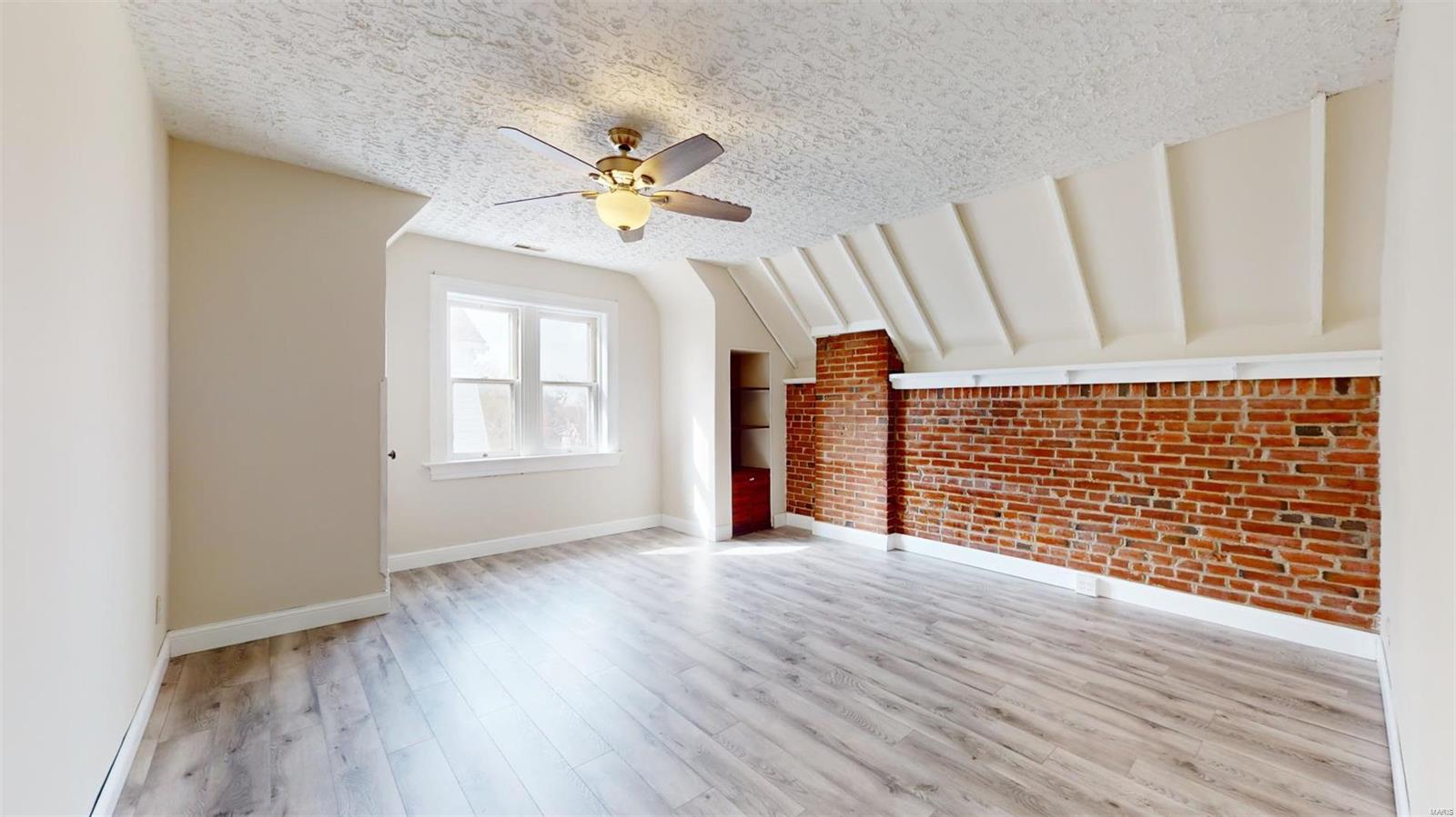 Oscar Buchanans/South Benton - Residential