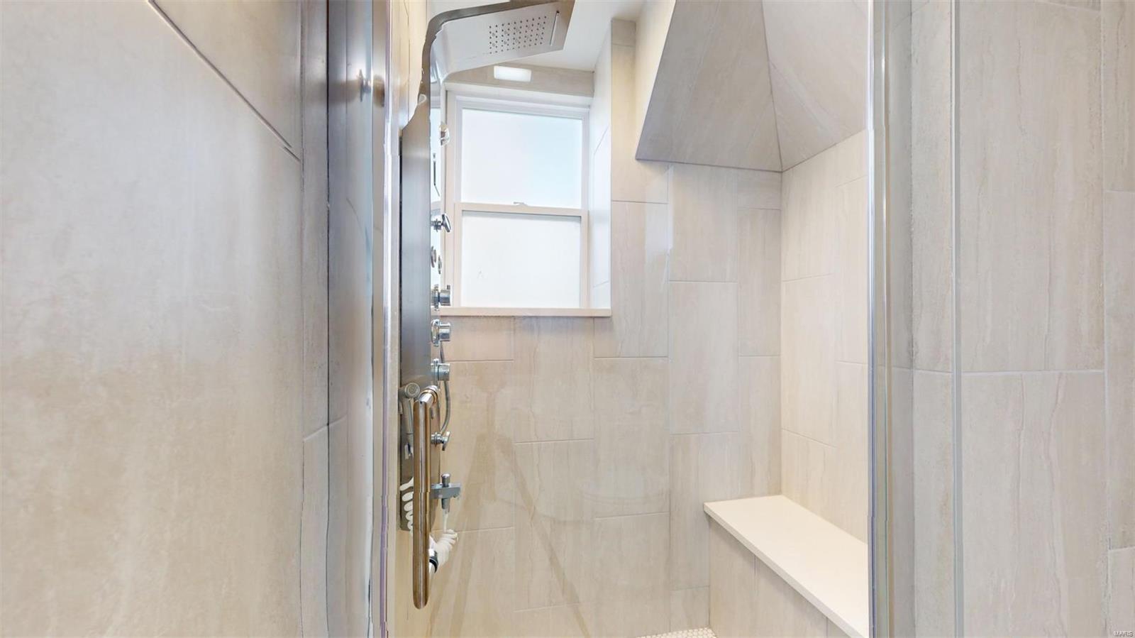 Oscar Buchanans/South Benton - Residential