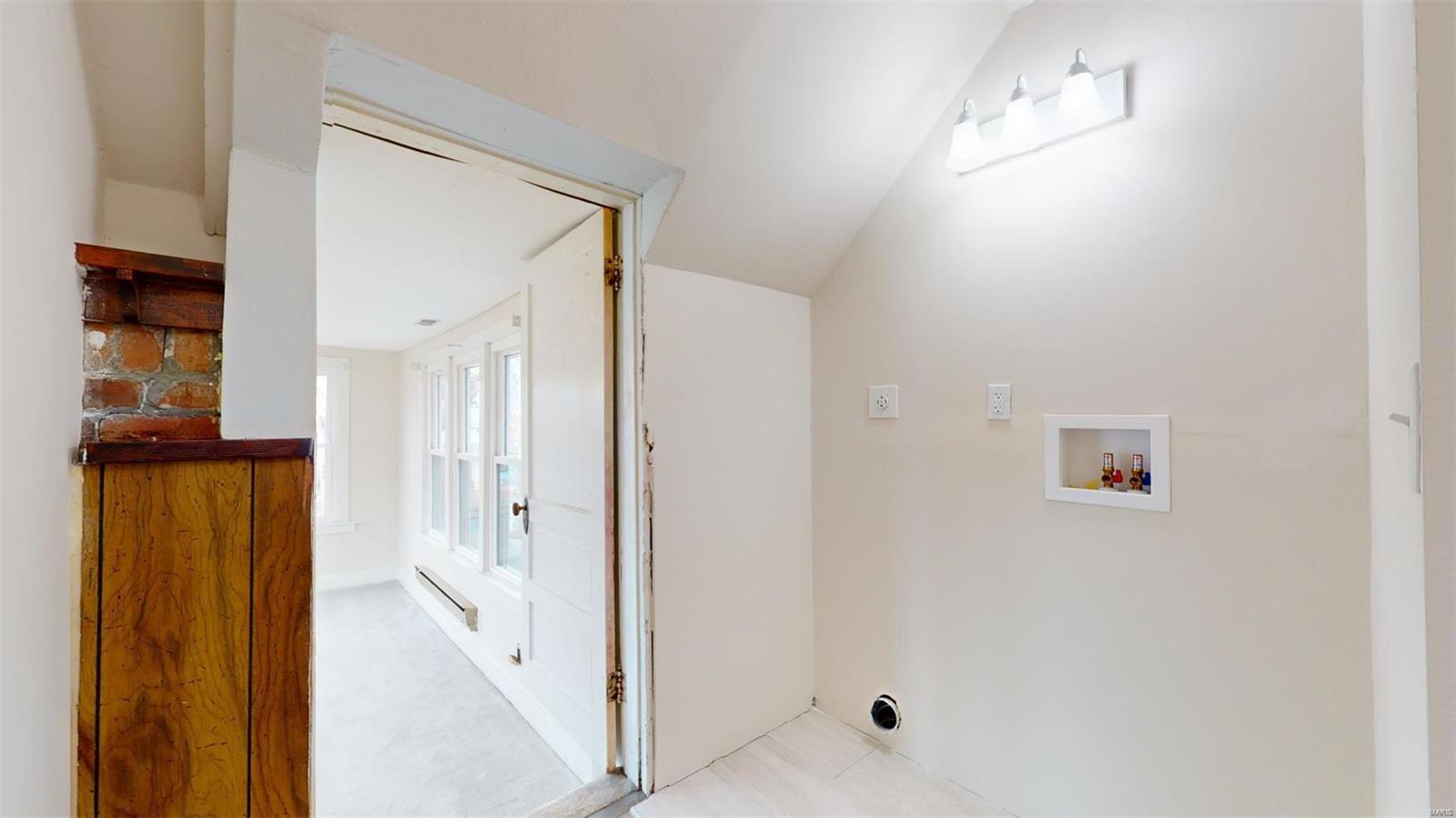 Oscar Buchanans/South Benton - Residential