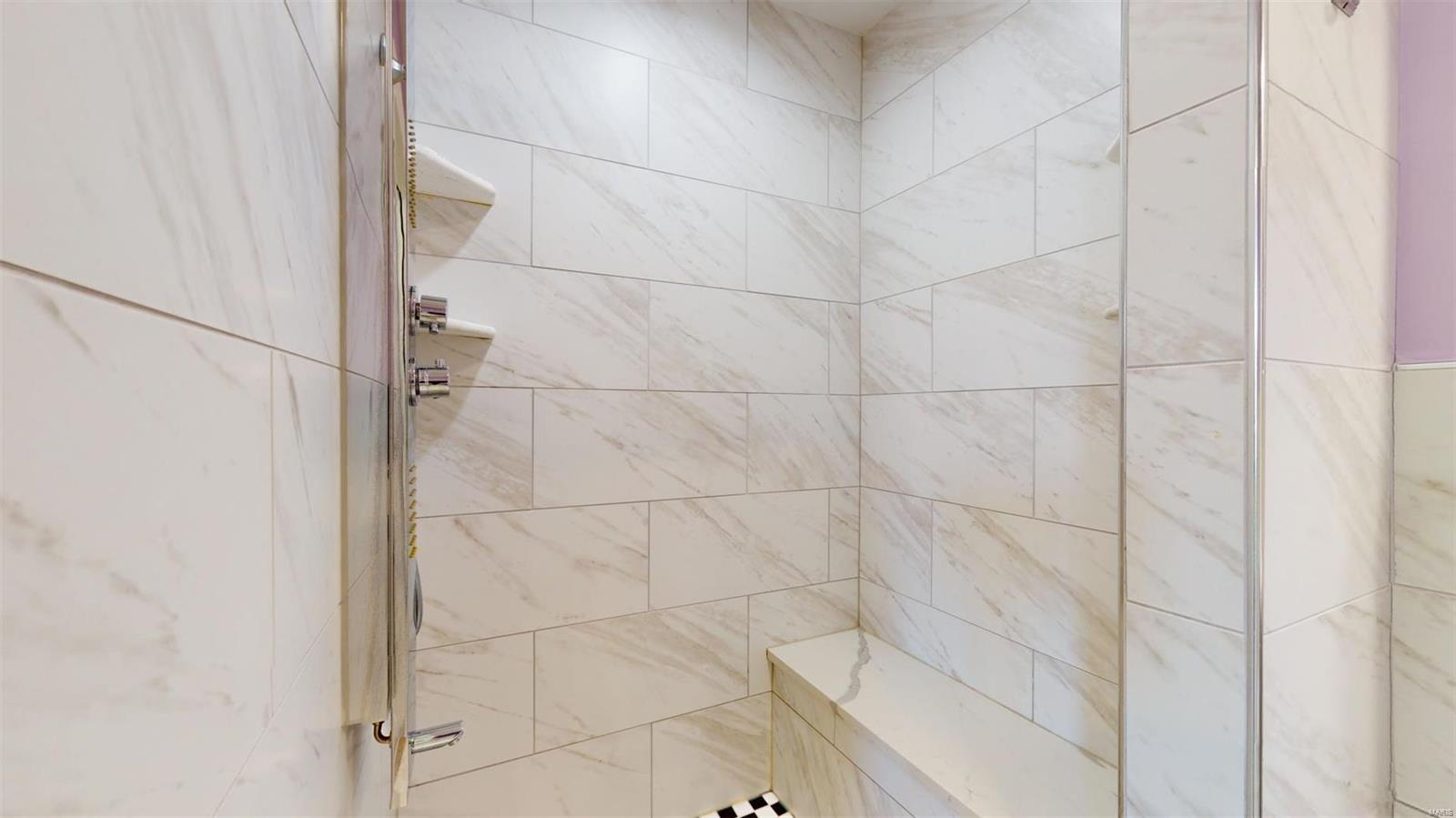 Oscar Buchanans/South Benton - Residential