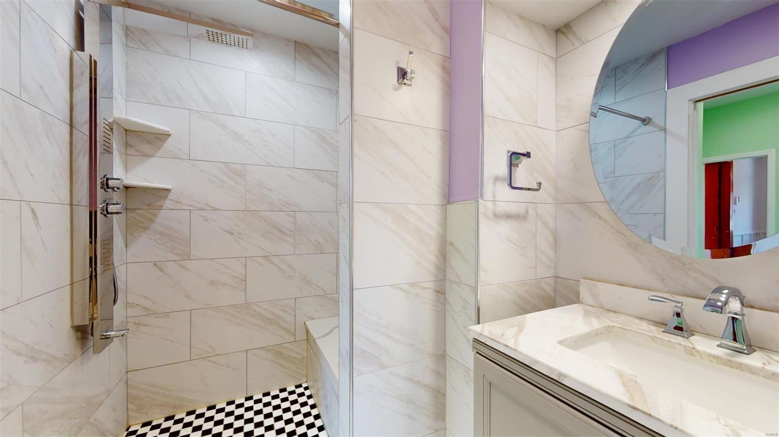 Oscar Buchanans/South Benton - Residential