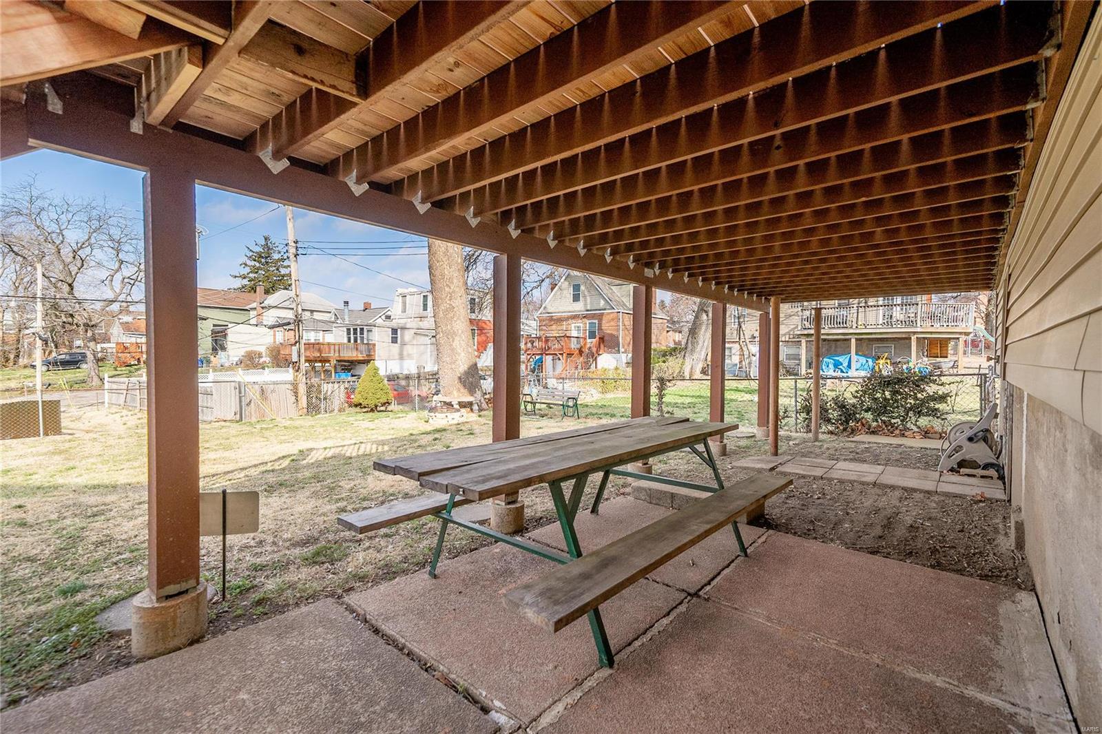 Oscar Buchanans/South Benton - Residential