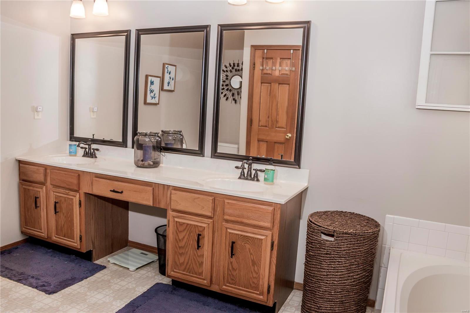 Oak Glen - Residential