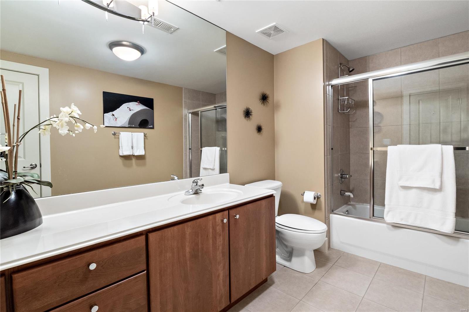 Westchester Manor - Residential