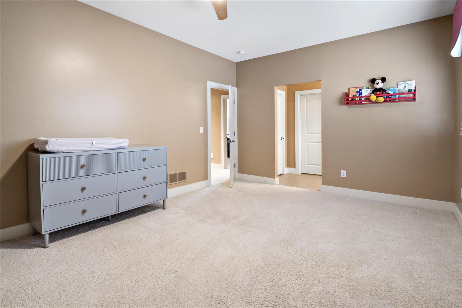 Westchester Manor - Residential