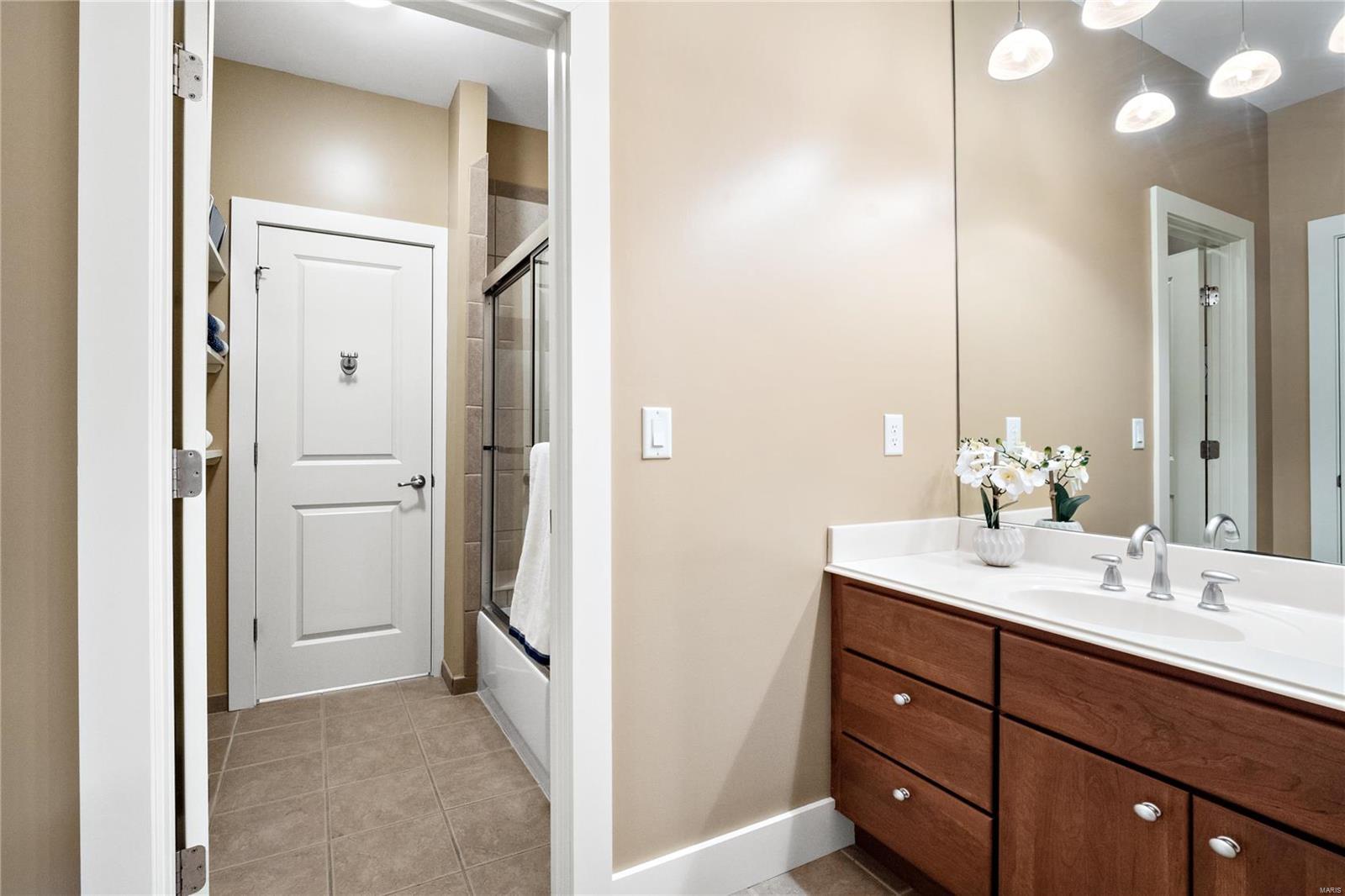 Westchester Manor - Residential