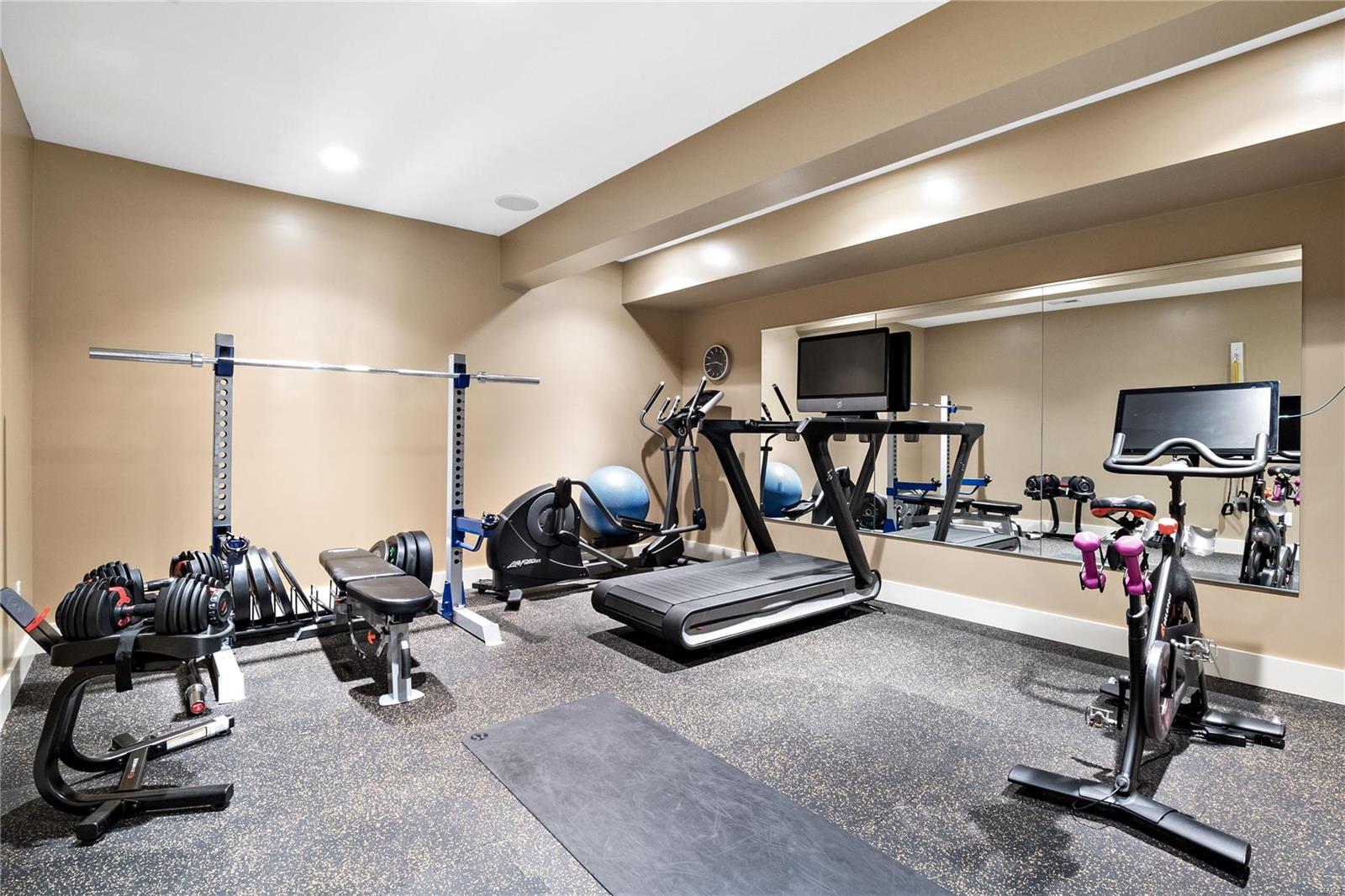 Westchester Manor - Residential