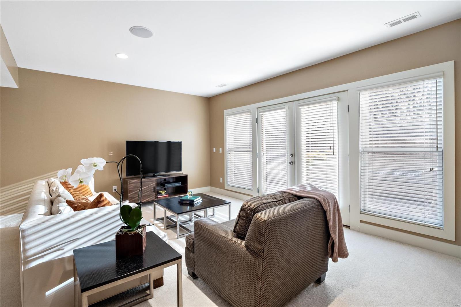 Westchester Manor - Residential