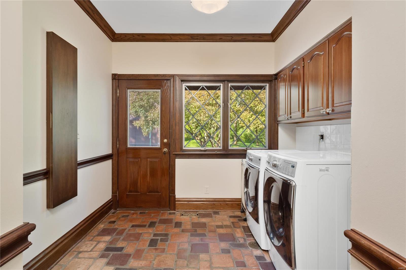 Ladue Lake Estates - Residential