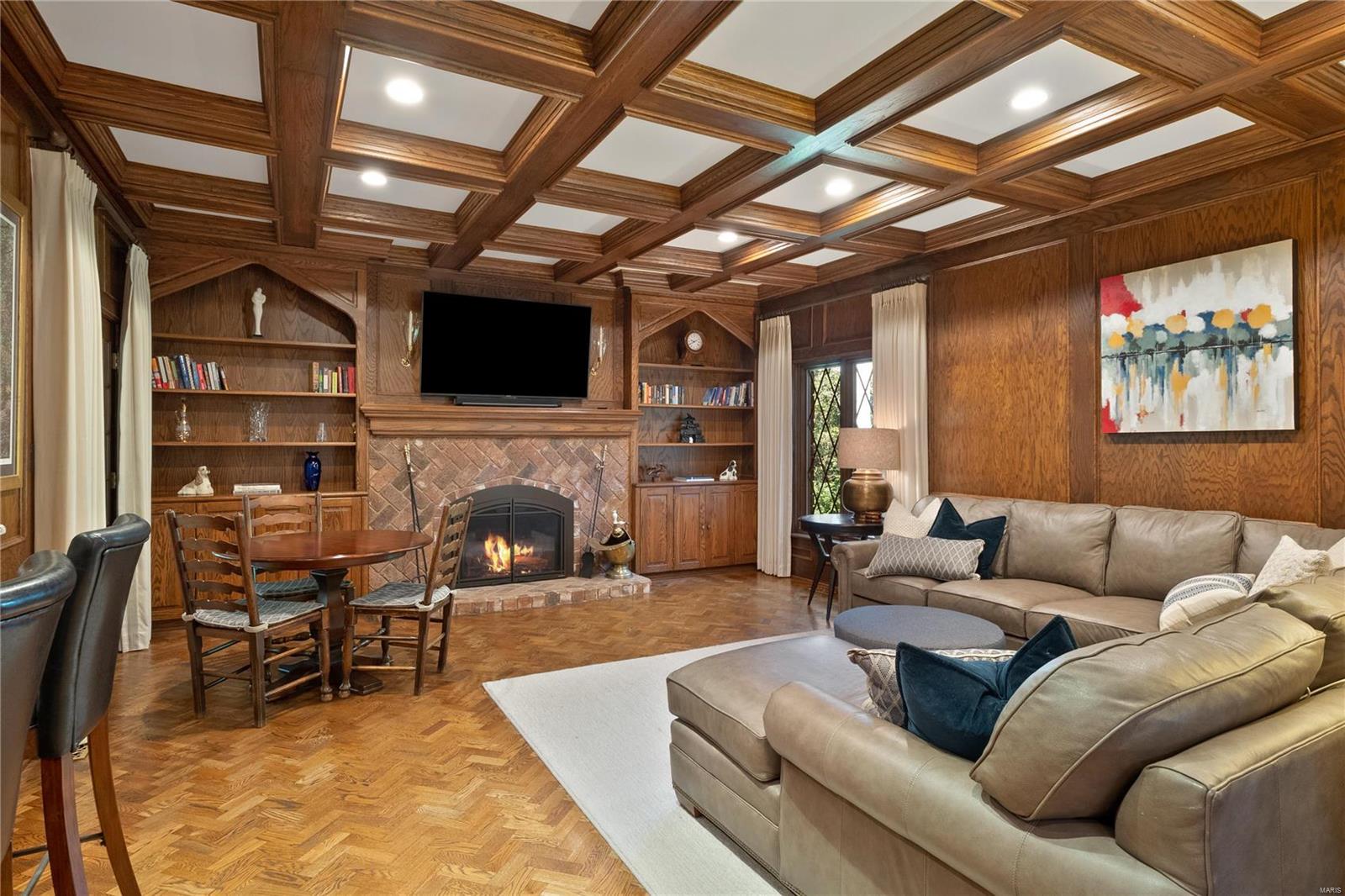 Ladue Lake Estates - Residential