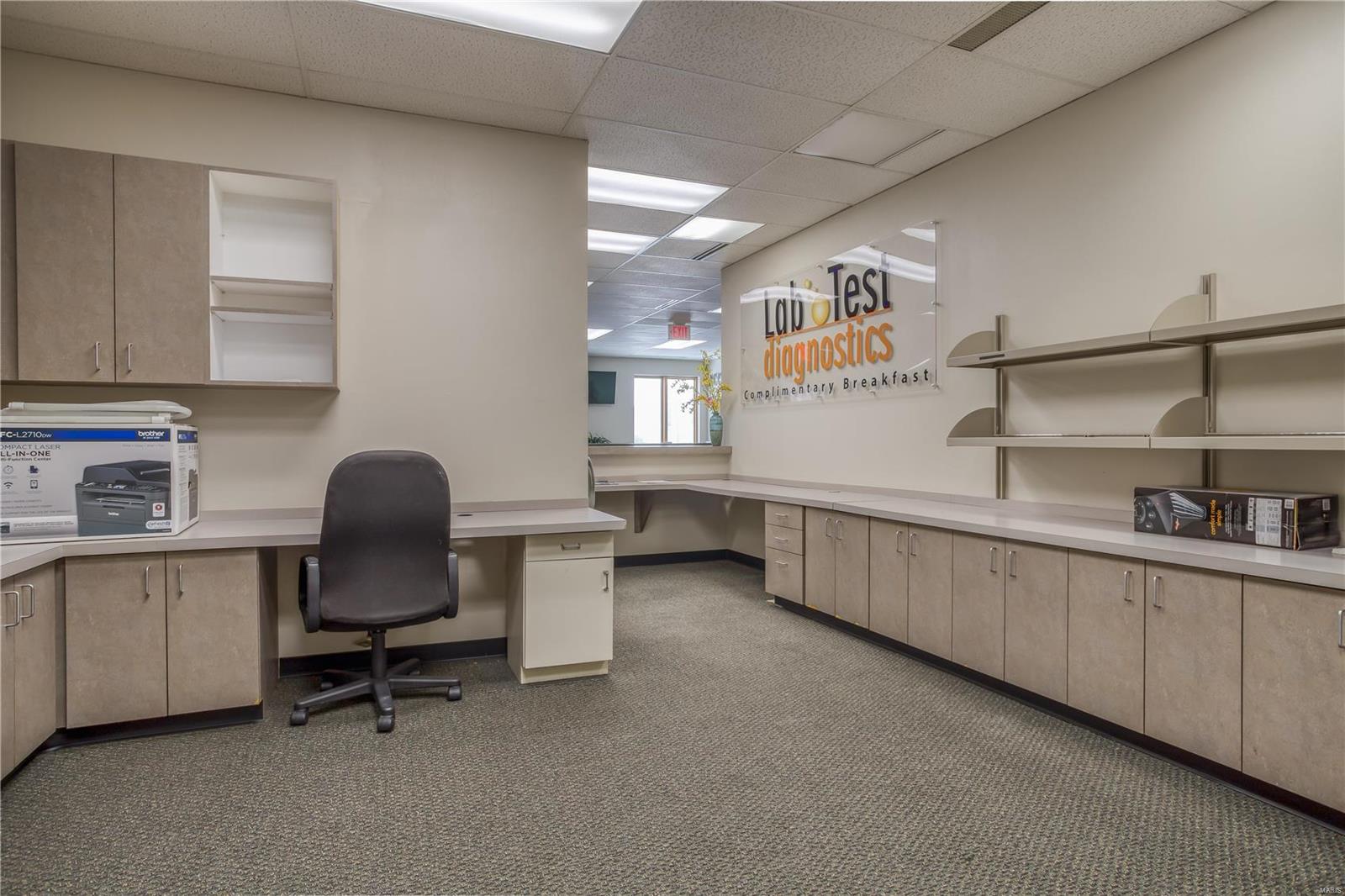 TESSON FERRY - Commercial Sale