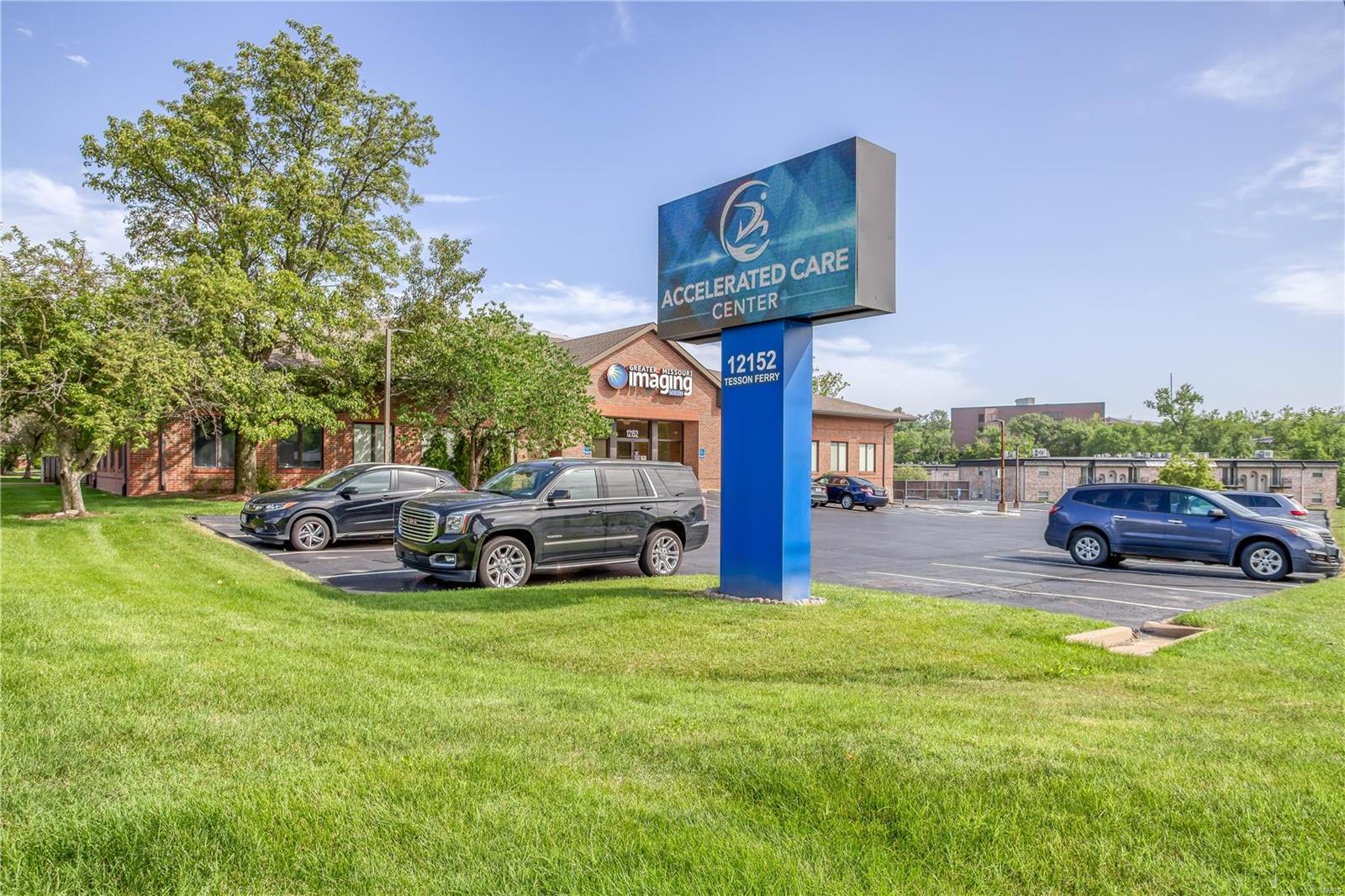 TESSON FERRY - Commercial Sale