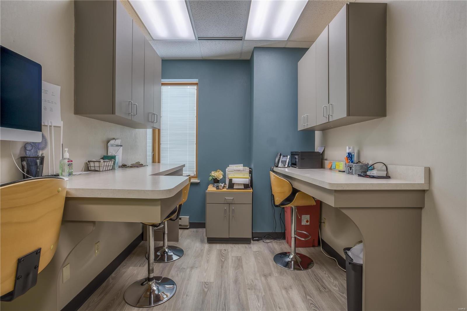 TESSON FERRY - Commercial Sale