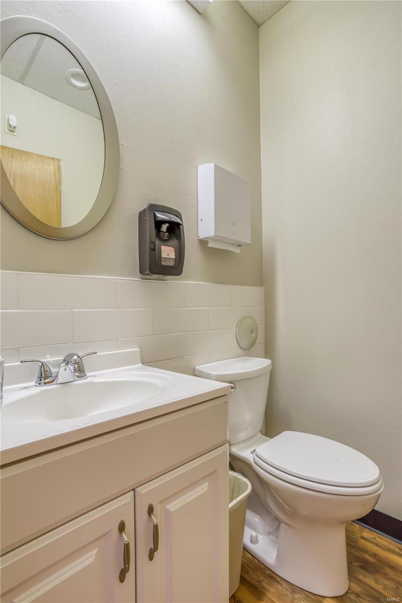 TESSON FERRY - Commercial Sale