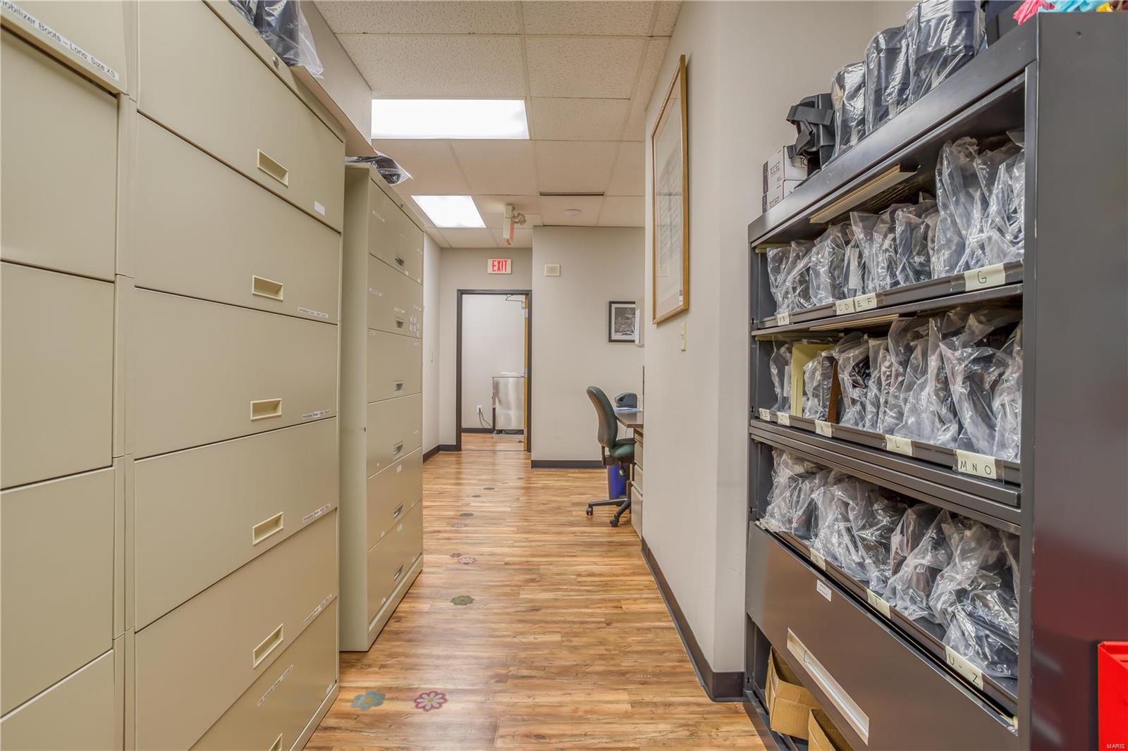 TESSON FERRY - Commercial Sale