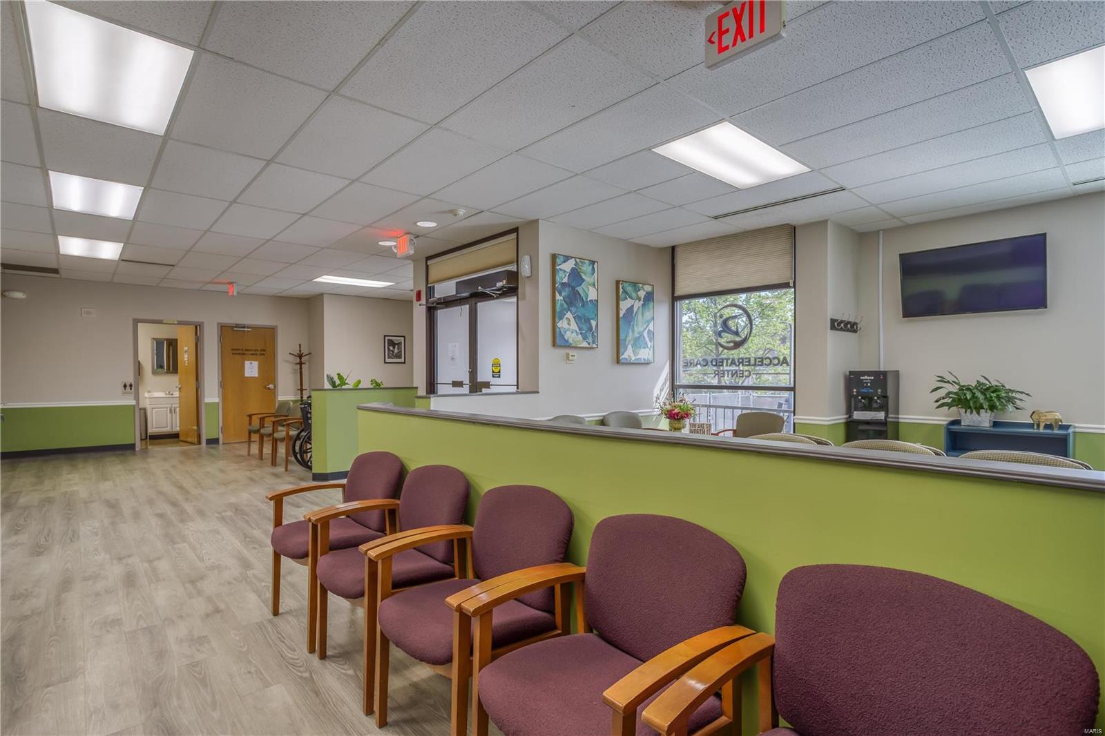 TESSON FERRY - Commercial Sale